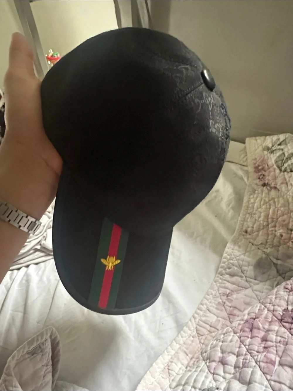 Gucci Black GG Canvas Cap with Green-Red Stripe and Gold Bee
